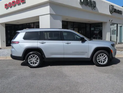 More photos of 2023 Jeep Grand Cherokee L Laredo at Step One CDJR Fiat Crestview, FL