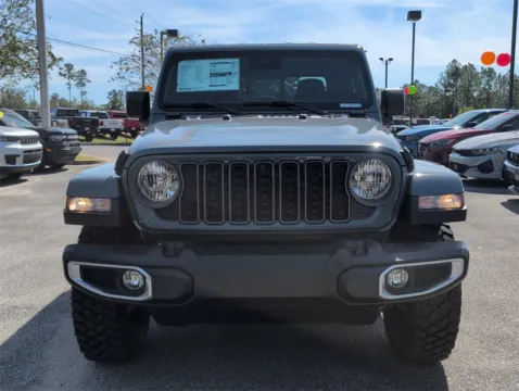 More photos of 2025 Jeep Gladiator High Tide at Step One CDJR Fiat Crestview, FL