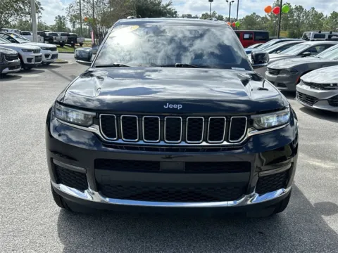 More photos of 2021 Jeep Grand Cherokee L Limited at Step One CDJR Fiat Crestview, FL