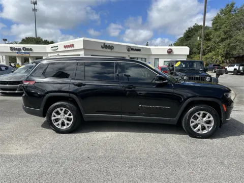 More photos of 2021 Jeep Grand Cherokee L Limited at Step One CDJR Fiat Crestview, FL