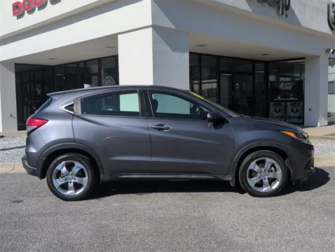 More photos of 2019 Honda HR-V LX at Step One CDJR Fiat Crestview, FL
