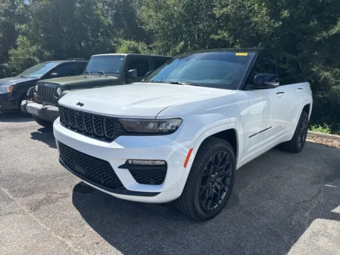 Photos of 2025 Jeep Grand Cherokee Summit for sale in Crestview, FL at Step One CDJR Fiat Crestview