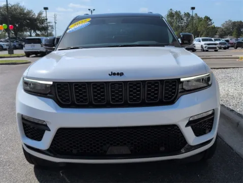 More photos of 2025 Jeep Grand Cherokee Summit at Step One CDJR Fiat Crestview, FL