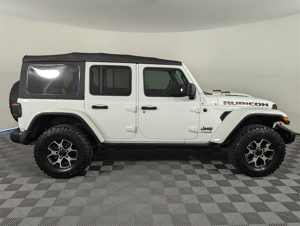 2021 Jeep Wrangler Unlimited Rubicon photo 2