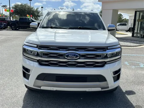 More photos of 2024 Ford Expedition Max Platinum at Step One CDJR Fiat Crestview, FL
