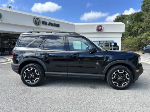 More photos of 2023 Ford Bronco Sport Outer Banks at Step One CDJR Fiat Crestview, FL