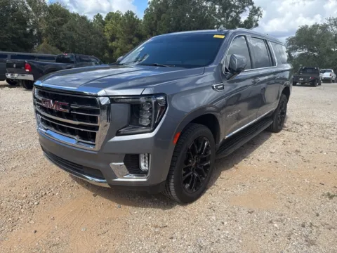 Gray 2022 GMC Yukon XL SLT for sale in Crestview, FL