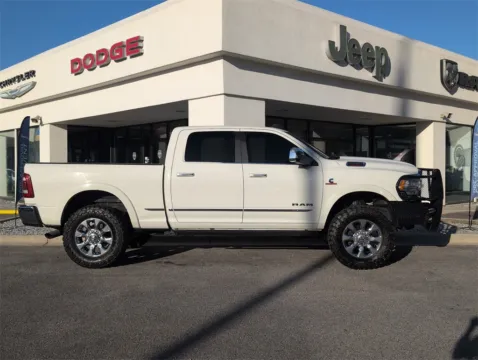 More photos of 2022 Ram 2500 Limited at Step One CDJR Fiat Crestview, FL