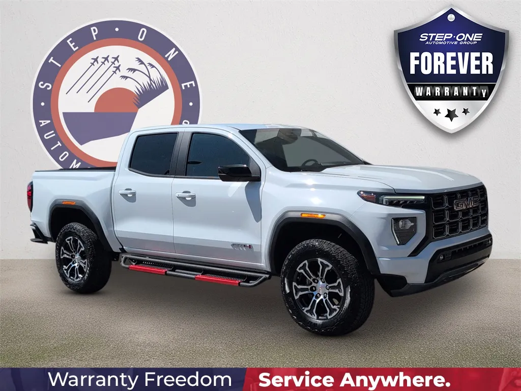 White 2025 GMC Canyon AT4 for sale in Crestview, FL