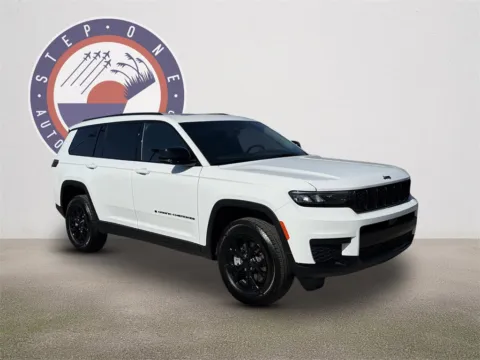 Photos of 2025 Jeep Grand Cherokee L Altitude X for sale in Crestview, FL at Step One CDJR Fiat Crestview