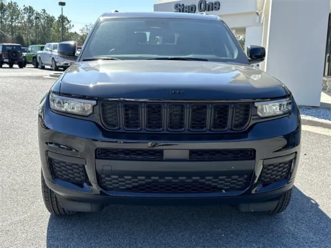 More photos of 2025 Jeep Grand Cherokee L Altitude X at Step One CDJR Fiat Crestview, FL