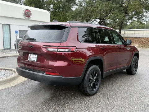 More photos of 2025 Jeep Grand Cherokee L Altitude X at Step One CDJR Fiat Crestview, FL