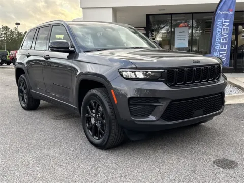 Photos of 2025 Jeep Grand Cherokee for sale in Crestview, FL at Step One CDJR Fiat Crestview