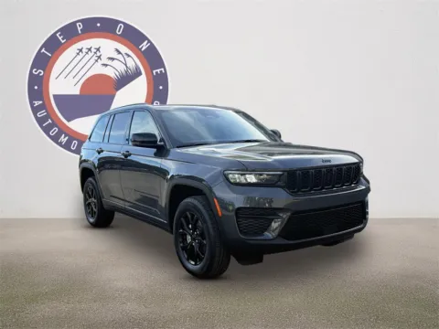 Photos of 2025 Jeep Grand Cherokee Altitude X for sale in Crestview, FL at Step One CDJR Fiat Crestview