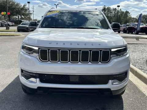 More photos of 2025 Jeep Wagoneer at Step One CDJR Fiat Crestview, FL
