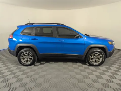 More photos of 2022 Jeep Cherokee Trailhawk at Step One CDJR Fiat Fort Walton Beach, FL
