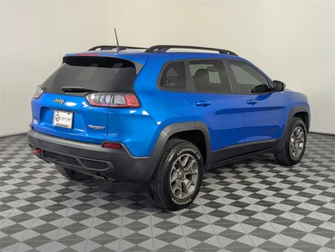 More photos of 2022 Jeep Cherokee Trailhawk at Step One CDJR Fiat Fort Walton Beach, FL