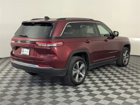 More photos of 2023 Jeep Grand Cherokee 4xe at Step One CDJR Fiat Fort Walton Beach, FL