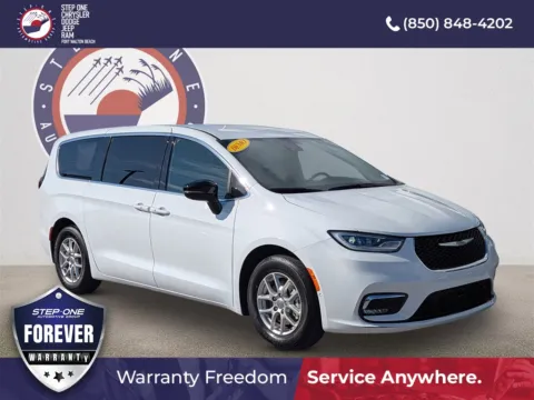 White 2026 Chrysler Pacifica Select for sale in Fort Walton Beach, FL