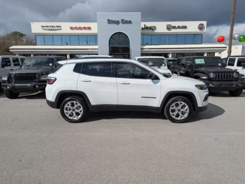 More photos of 2026 Jeep Compass Latitude at Step One CDJR Fiat Fort Walton Beach, FL