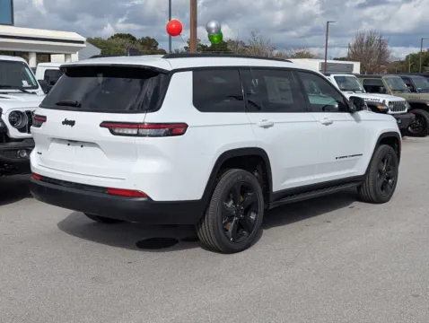 More photos of 2025 Jeep Grand Cherokee L Altitude X at Step One CDJR Fiat Fort Walton Beach, FL