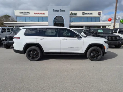 More photos of 2025 Jeep Grand Cherokee L Altitude X at Step One CDJR Fiat Fort Walton Beach, FL