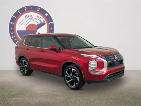 Photos of 2022 Mitsubishi Outlander ES for sale in Fort Walton Beach, FL at Step One CDJR Fiat Fort Walton Beach