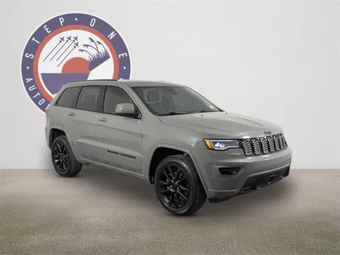Photos of 2022 Jeep Grand Cherokee WK Laredo X for sale in Fort Walton Beach, FL at Step One CDJR Fiat Fort Walton Beach