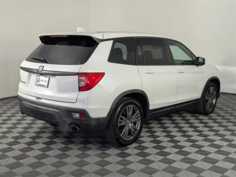 More photos of 2019 Honda Passport EX-L at Step One CDJR Fiat Fort Walton Beach, FL