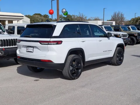 More photos of 2025 Jeep Grand Cherokee Altitude X at Step One CDJR Fiat Fort Walton Beach, FL