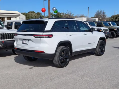More photos of 2025 Jeep Grand Cherokee Altitude X at Step One CDJR Fiat Fort Walton Beach, FL