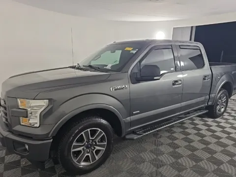 More photos of 2017 Ford F-150 XLT at Step One CDJR Fiat Fort Walton Beach, FL