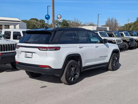 More photos of 2025 Jeep Grand Cherokee Limited at Step One CDJR Fiat Fort Walton Beach, FL
