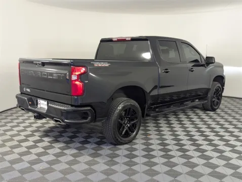 More photos of 2024 Chevrolet Silverado 1500 LT Trail Boss at Step One CDJR Fiat Fort Walton Beach, FL