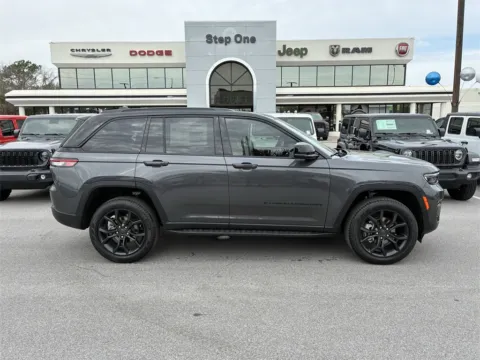 More photos of 2025 Jeep Grand Cherokee Limited at Step One CDJR Fiat Fort Walton Beach, FL