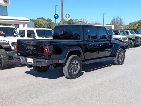 More photos of 2026 Jeep Gladiator Sahara at Step One CDJR Fiat Fort Walton Beach, FL