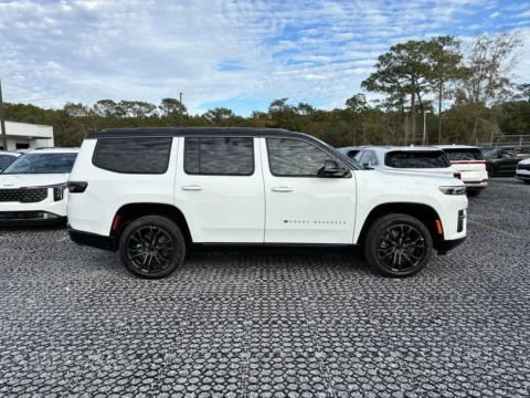 More photos of 2026 Jeep Grand Wagoneer Summit Obsidian at Step One CDJR Fiat Fort Walton Beach, FL