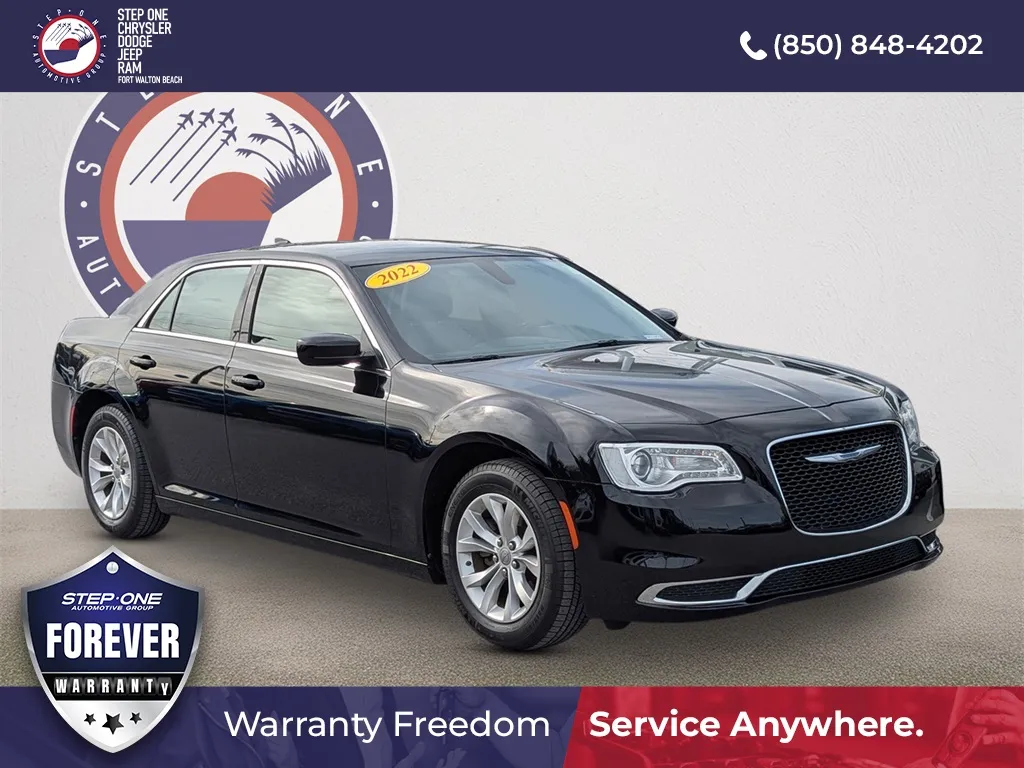 Black 2022 Chrysler 300 Touring for sale in Fort Walton Beach, FL