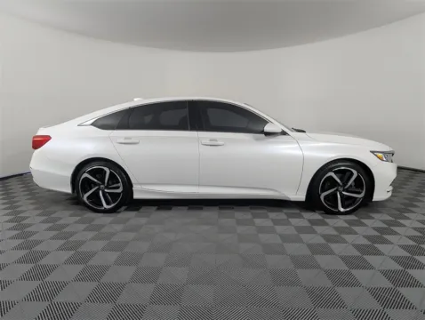 More photos of 2019 Honda Accord Sport 2.0T at Step One CDJR Fiat Fort Walton Beach, FL