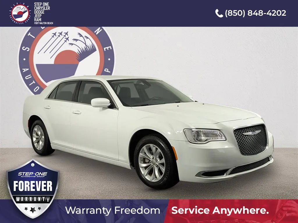 White 2023 Chrysler 300 Touring for sale in Fort Walton Beach, FL