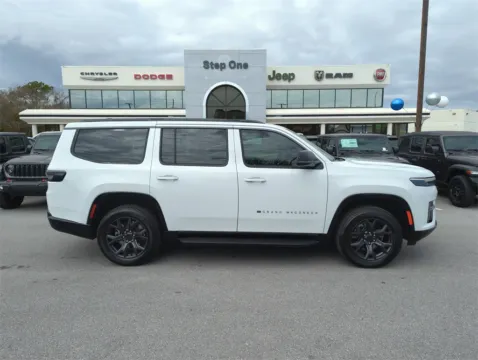 More photos of 2026 Jeep Grand Wagoneer Limited at Step One CDJR Fiat Fort Walton Beach, FL