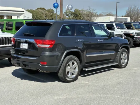 More photos of 2011 Jeep Grand Cherokee Limited at Step One CDJR Fiat Fort Walton Beach, FL