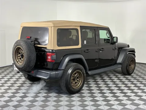 More photos of 2020 Jeep Wrangler Unlimited Sport at Step One CDJR Fiat Fort Walton Beach, FL