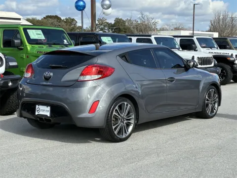 More photos of 2016 Hyundai Veloster at Step One CDJR Fiat Fort Walton Beach, FL