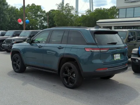 More photos of 2026 Jeep Grand Cherokee Limited at Step One CDJR Fiat Fort Walton Beach, FL