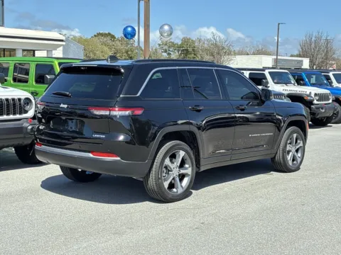 More photos of 2026 Jeep Grand Cherokee Limited at Step One CDJR Fiat Fort Walton Beach, FL