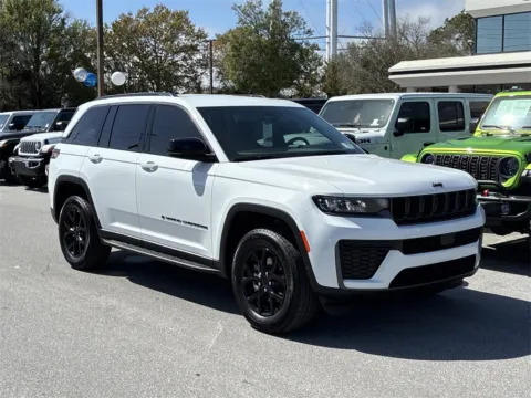 Photos of 2026 Jeep Grand Cherokee Laredo for sale in Fort Walton Beach, FL at Step One CDJR Fiat Fort Walton Beach