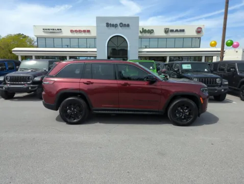 More photos of 2026 Jeep Grand Cherokee Laredo at Step One CDJR Fiat Fort Walton Beach, FL