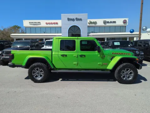 More photos of 2026 Jeep Gladiator Mojave at Step One CDJR Fiat Fort Walton Beach, FL