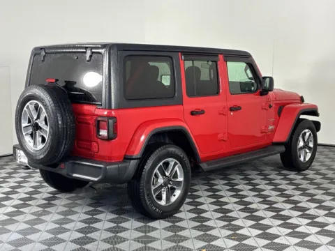 More photos of 2021 Jeep Wrangler Unlimited Sahara at Step One CDJR Fiat Fort Walton Beach, FL